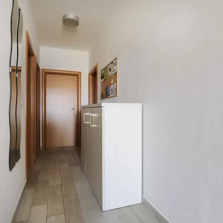 Lejlighed Apartment In Vodice 7704