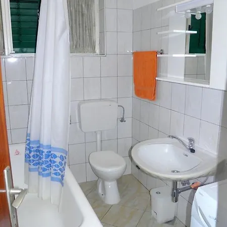 Apartment In Vodice 7704